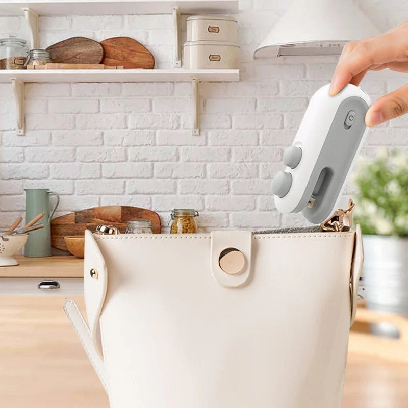 SealMate™ Mini Heat Sealer – USB Rechargeable Bag Resealer for Food Storage - Astoxia Official